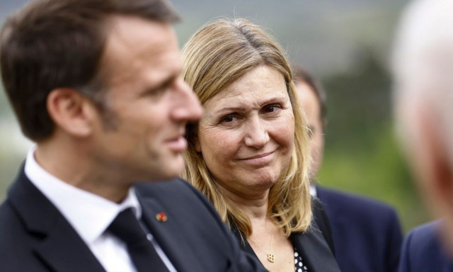 Mακρόν: Πρώτη νίκη στην Εθνοσυνέλευση μετά απο πολλές ήττες - Επανεξελέγη πρόεδρος η εκλεκτή του