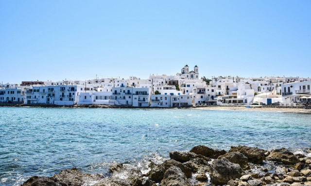 Οι Βρετανοί «ψηφίζουν» Κυκλάδες για διακοπές