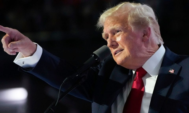 Ο γιος του Τραμπ ζητά την παραίτηση της διευθύντριας των Μυστικών Υπηρεσιών