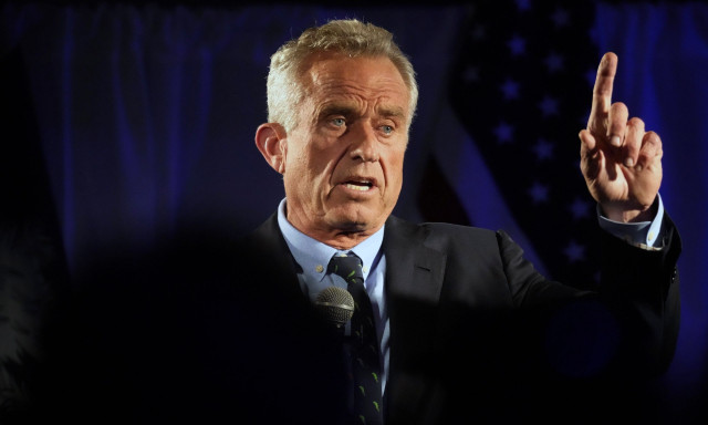 ΗΠΑ: Ο Ρόμπερτ Κένεντι θέλει να απαγορευτεί η αγορά ζαχαρούχων αναψυκτικών με τα κουπόνια τροφίμων