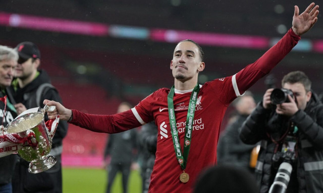 Λίβερπουλ: Η απόφαση των Reds για το μέλλον του Κώστα Τσιμίκα