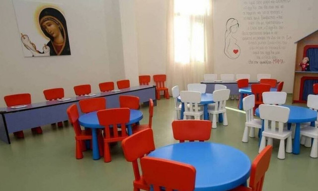 Βρεφονηπιακοί σταθμοί: Σε λίγες ώρες λήγει η προθεσμία