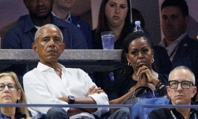 ΗΠΑ: Ομπάμα και Πελόσι απέφυγαν να ταχθούν υπέρ της Κάμαλα Χάρις