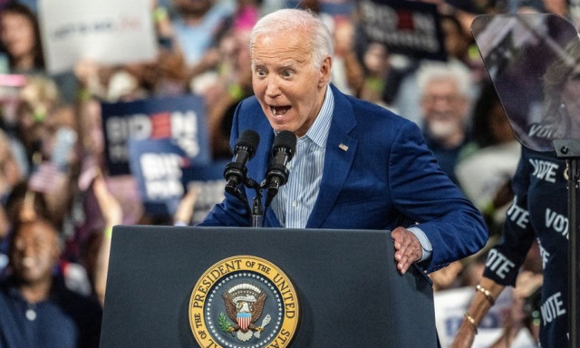 Απόσυρση Μπάιντεν: Η Ρωσία «παρακολουθεί στενά» τις εξελίξεις στις ΗΠΑ