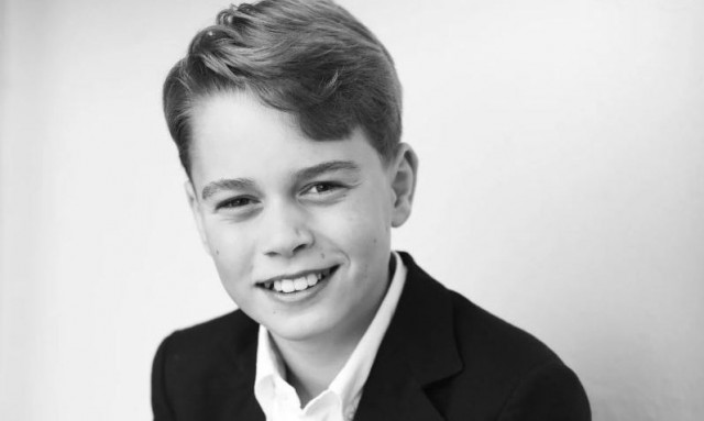 Πρίγκιπας Τζορτζ: Ο μελλοντικός βασιλιάς έκλεισε τα 11 - Η νέα ασπρόμαυρη φωτογραφία γενεθλίων