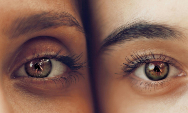 Νέα ανακάλυψη: Κάτι περίεργο συμβαίνει στις κόρες των ματιών όταν αναπνέουμε