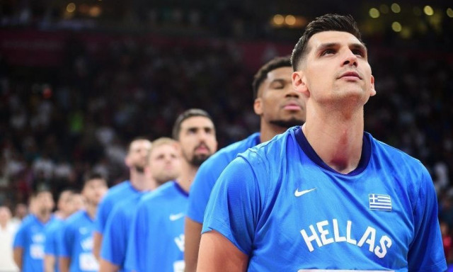 Εθνική Ελλάδας: Έφτασε στο Λιλ η αποστολή της Γαλανόλευκης - Το πρόγραμμα στους Ολυμπιακούς Αγώνες