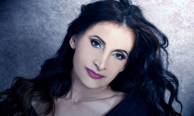 Εύη Καπάταη: «Αρνήθηκα να τραγουδήσω μπροστά σε Τούρκο πρωθυπουργό και “φακελώθηκα”»