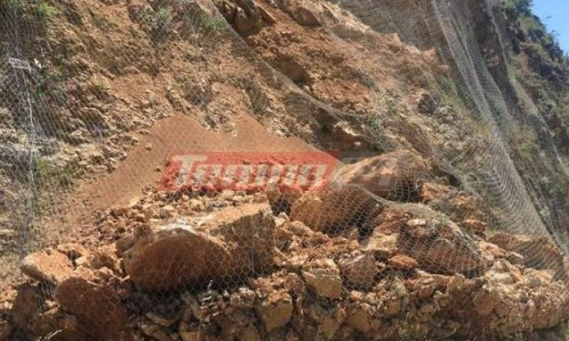 Προβλήματα από ξαφνικό μπουρίνι στην Αιγιάλεια -Έκλεισαν δρόμοι λόγω καταλισθήσεων