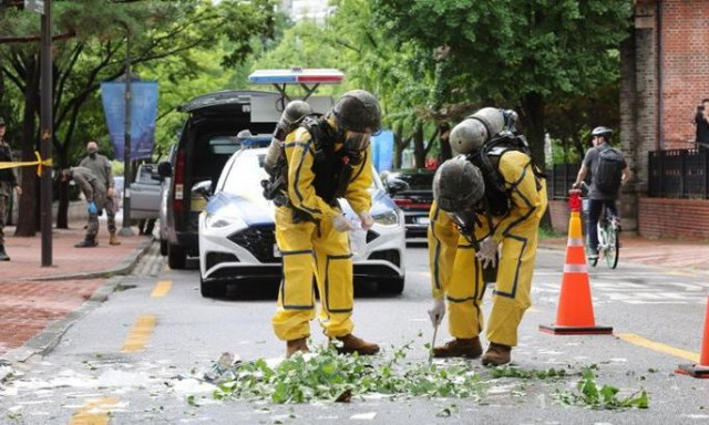 Νότια Κορέα: Μπαλόνια με σκουπίδια της Βόρειας Κορέας προσγειώθηκαν στο προεδρικό μέγαρο στη Σεούλ