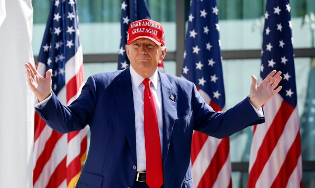 Τραμπ: Θα νικήσω πιο εύκολα την Χάρις από τον Μπάιντεν