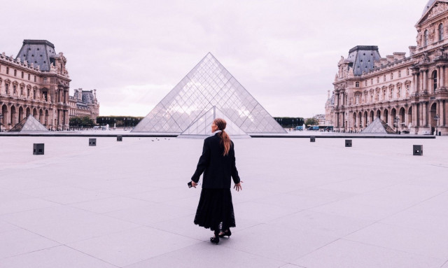 Ολυμπιακοί Αγώνες: Ο «Guardian» αποκάλυψε πως η Σελίν Ντιόν θα τραγουδήσει στην τελετή έναρξης