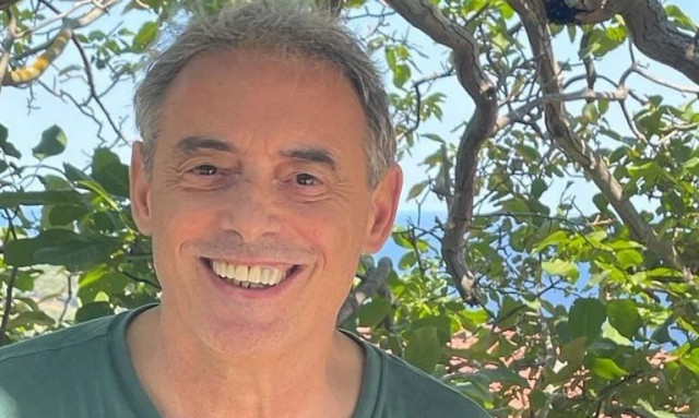 Στυλιανός Χασαπόπουλος: Αυτός είναι ο γοητευτικός γιος του Ιορδάνη Χασαπόπουλου