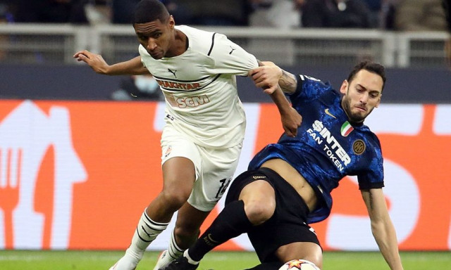 Παναθηναϊκός: Υπέγραψε ο Τετέ, πρόλαβε να δηλωθεί στη λίστα της UEFA