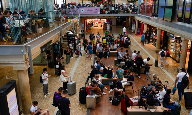 «Παρέλυσε» το Παρίσι με τη δολιοφθορά σε σιδηροδρομικές εγκαταστάσεις - Σε απόγνωση οι ταξιδιώτες