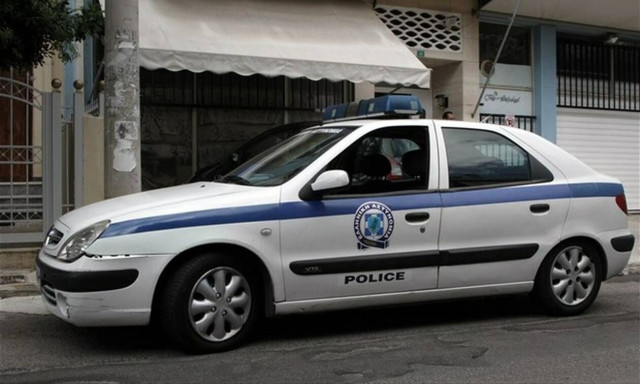 Άρτα: Έκλεψαν κοσμήματα και… την κάμερα ασφαλείας