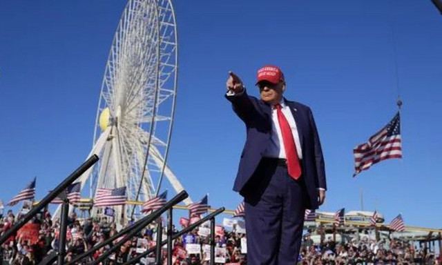 FBI: Παραδέχεται ότι ο Ντόναλντ Τραμπ χτυπήθηκε από σφαίρα