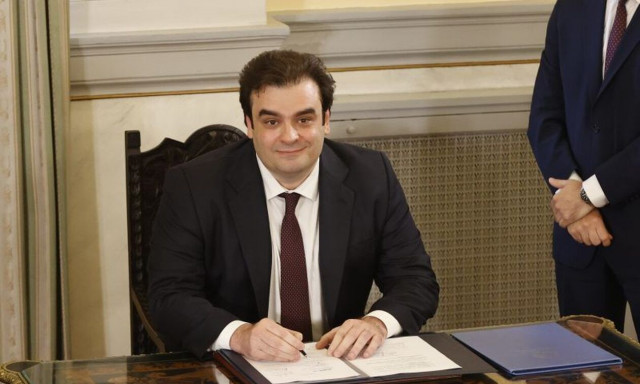 Πιερρακάκης: Ψηφίστηκε το νομοσχέδιο για το Ψηφιακό Φροντιστήριο