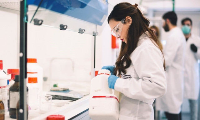 Σπουδές Φαρμακευτικής: Για τον άνθρωπο και την  επιστήμη