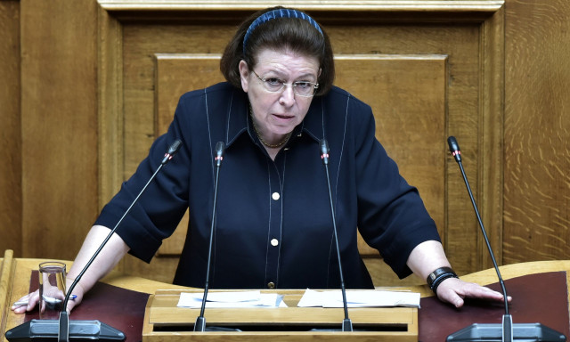 Λίνα Μενδώνη: Κόντρα με τον Τζανακόπουλο για το κύκλωμα εκβιαστών και το Ταμείο Αλληλοβοηθείας