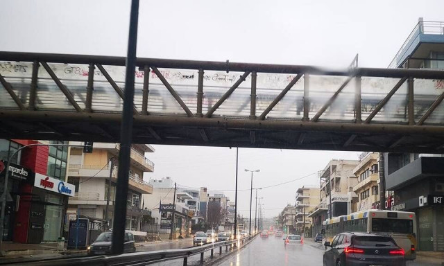 Καιρός - Ανατρεπτικό το σκηνικό: Βοριάδες, βροχές και θερμοκρασίες πάνω από την εποχή