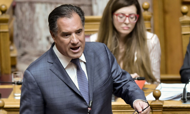 Βουλή: Υπερψηφίστηκε το νομοσχέδιο για την ψυχιατρική μεταρρύθμιση