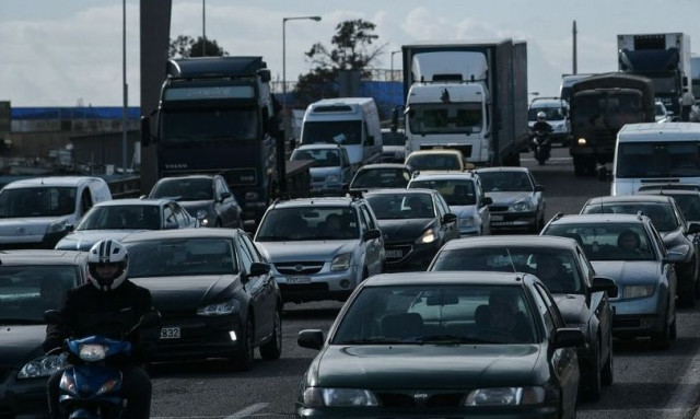 Κίνηση τώρα: Πανδαιμόνιο στο κέντρο της Αθήνας - «Ασφυκτιούν» Βασιλίσσης Σοφίας και Κηφισίας