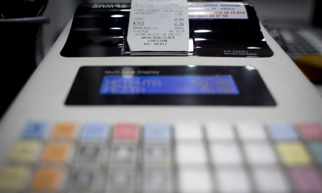 Γιατί οι ηλεκτρονικές αποδείξεις έχουν εξελιχθεί σε «πονοκέφαλο» για χιλιάδες φορολογούμενους