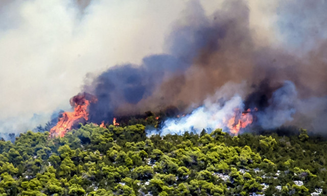 Φωτιά στη Λάρισα
