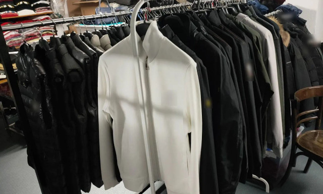 Θεσσαλονίκη: Πωλούσαν σε κατάστημα «μαϊμού» ρούχα και παπούτσια στην τιμή των αυθεντικών