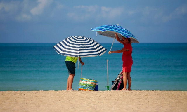 Υπερτουρισμός στην ΕΕ: «Εφιάλτης» αλλά και ευκαιρία - Βουλιάζουν τα θέρετρα της Μεσογείου