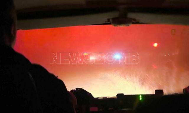 Φωτιά στην Εύβοια: Στη μάχη για την κατάσβεση της πυρκαγιάς και διασώστες της ΕΠ.ΟΜ.Ε.Α.