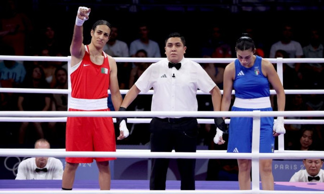 Παγκόσμιος ξεσηκωμός: Ιταλίδα μποξέρ αποχώρησε μόλις κατάλαβε πως αντιμετωπίζει… άντρα!