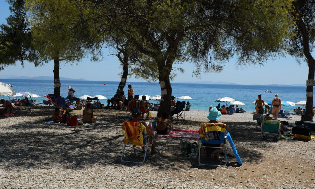 Καιρός: Σήμερα η πιο ζεστή μέρα - Μετά τα 40άρια, βροχές και μπόρες, πότε έρχονται