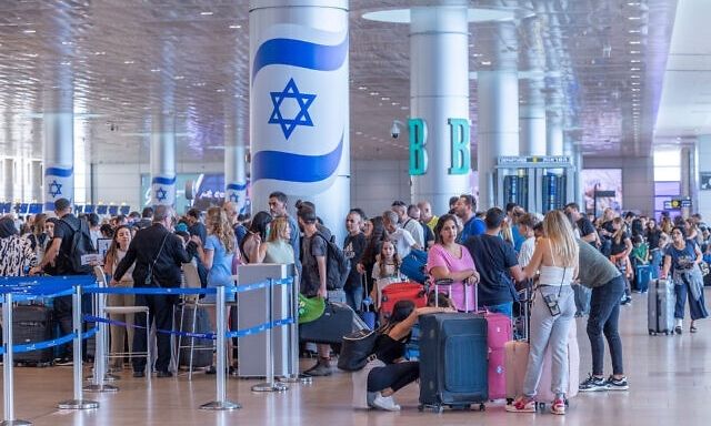 Ισραήλ: «Ουρές» για μια πτήση φυγής από το Τελ Αβίβ