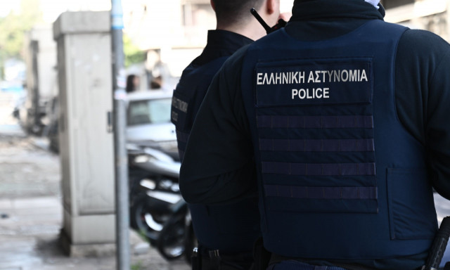 Μύκονος: «Ντου» της ΕΛΑΣ σε πάρτι που γινόταν σε βίλα – Συνελήφθη ο υπεύθυνος