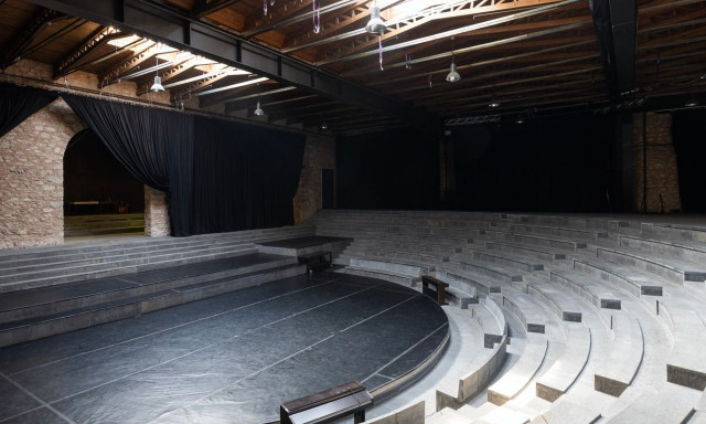 Space of togetherness: Έκθεση στο Σχολείον της Αθήνας - Ειρήνη Παπά από τον Οργανισμό ΝΕΟΝ