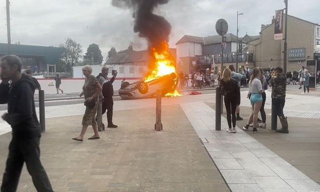 Βρετανία: Ενισχύονται τα μέτρα ασφάλειας μετά τις νυχτερινές ταραχές στο Σάντερλαντ