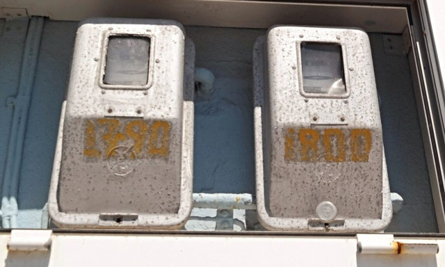 Ηλεκτρικό ρεύμα: Ποιο χρώμα τιμολογίου συμφέρει - Αναλυτικά οι τελικές τιμές ανά πάροχο