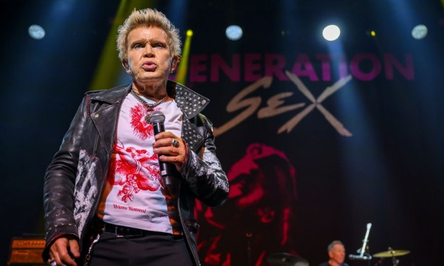 Billy Idol: Ερμήνευσε το «Rebel Yell» στην κορυφή του Empire State Building στη Νέα Υόρκη