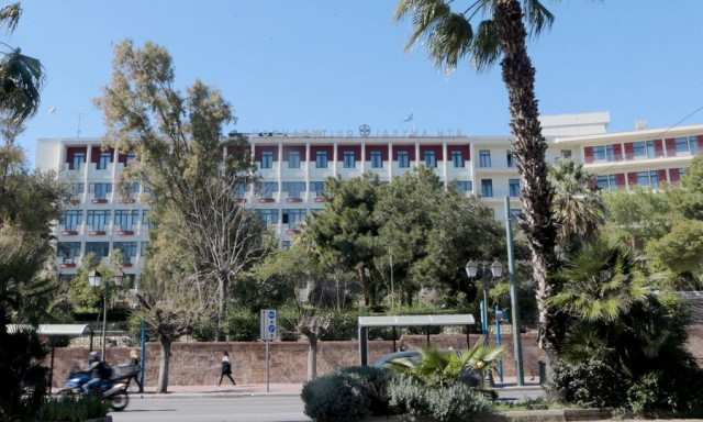 Κορονοϊός: 50 κλίνες παραχωρεί το ΝΙΜΤΣ στο ΕΣΥ μέχρι το τέλος Μαρτίου