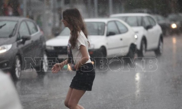 Καιρός σήμερα: Βροχές και καταιγίδες μετά το μεσημέρι - Ποιες περιοχές θα επηρεαστούν