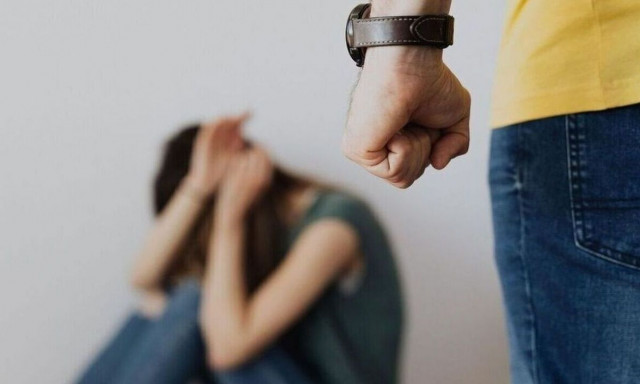 Θεσσαλονίκη: Απείλησε την πρώην σύζυγό του με  όπλο