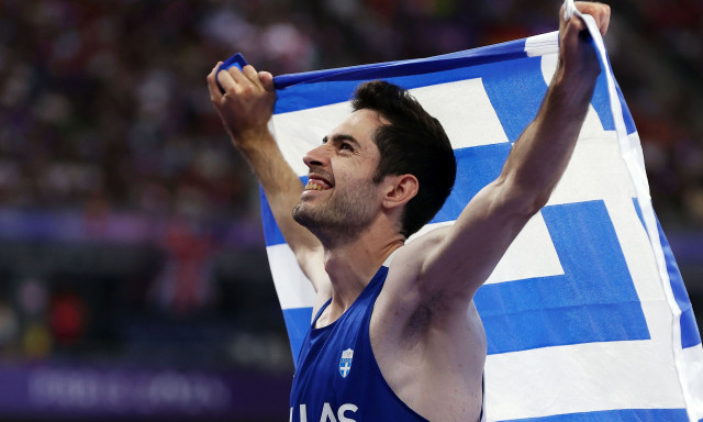 Μίλτος Τεντόγλου: Το χρυσό άλμα που τον έγραψε στην ιστορία, δίπλα στον Καρλ Λιούις