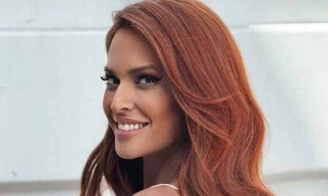 Σίσσυ Χρηστίδου: Καλοκαιρινή «ανάσα» με άρωμα Κρήτης για την παρουσιάστρια