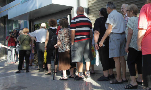 Συντάξεις: Αυτές είναι οι έξι κατηγορίες δικαιούχων για τα αναδρομικά