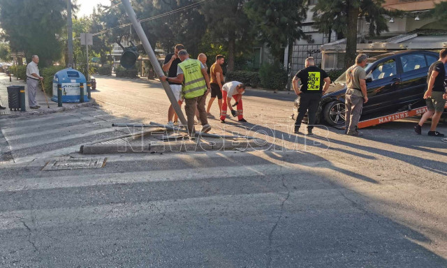 Σφοδρό τροχαίο στα Άνω Πατήσια