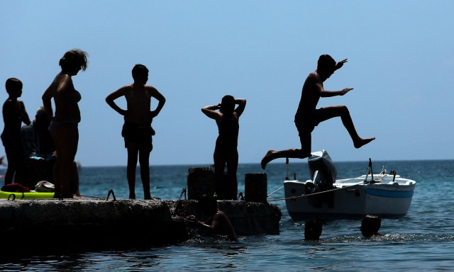 Καιρός: Θερμό «κύμα» κάλυψε την χώρα - Πού σημειώθηκε η υψηλότερη θερμοκρασία την Τετάρτη (7/8)