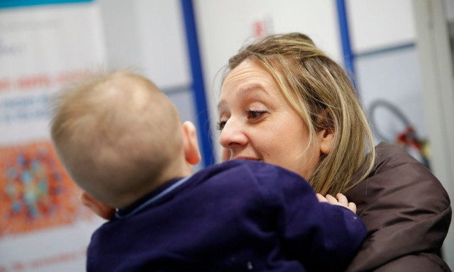 Κοκκύτης: Σοβαρή απειλή δημόσιας υγείας - «Διπλό όφελος» από τον εμβολιασμό παιδιών και ενηλίκων