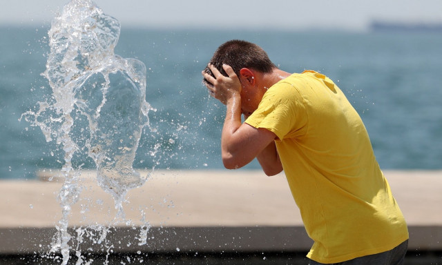 Καιρός: «Έκρουσε» καμπανάκι ο Κολυδάς για τον Δεκαπενταύγουστο - Ανησυχία για τους ισχυρούς ανέμους